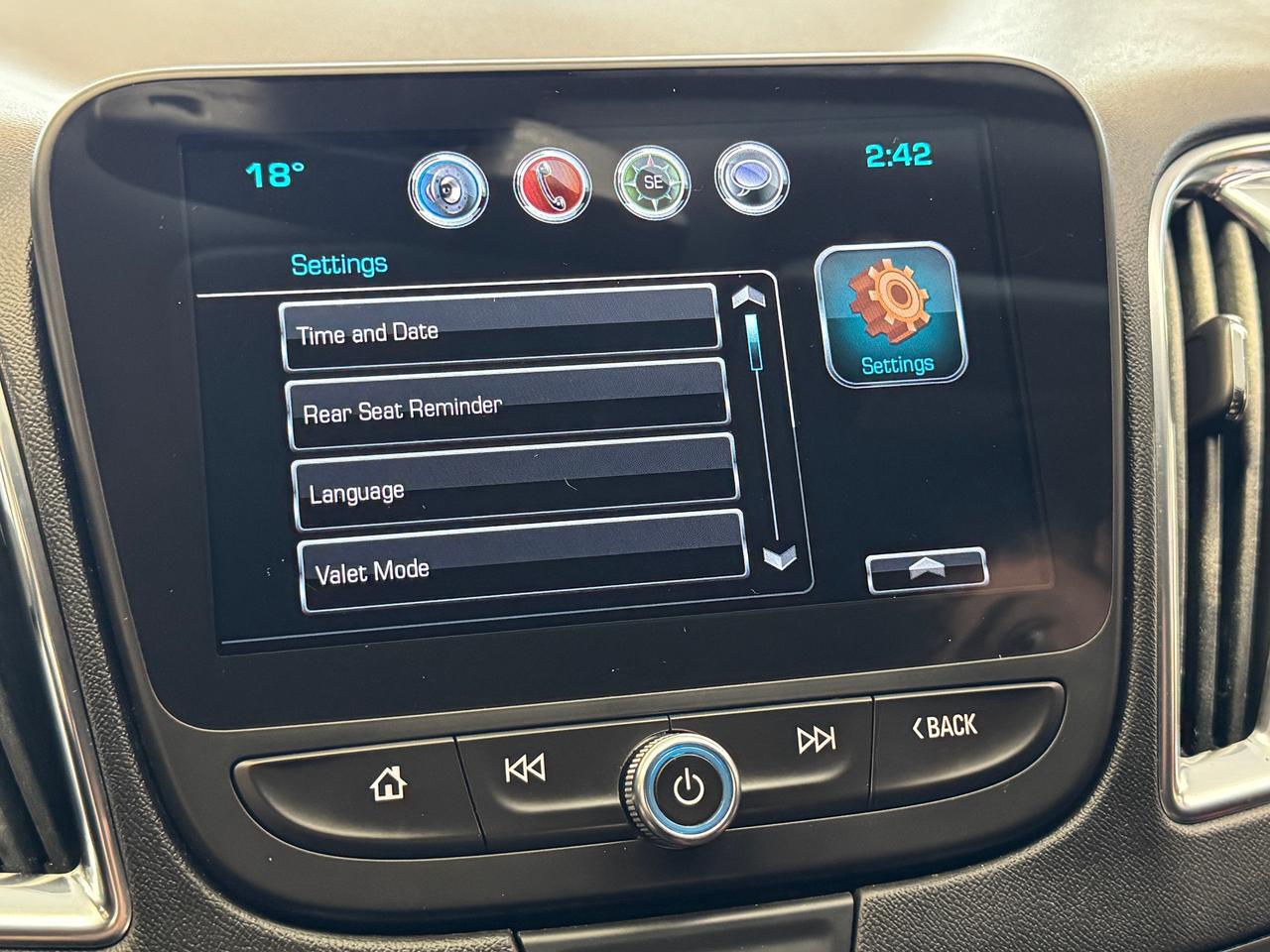 2018 Chevrolet Malibu LT+New Brakes+ApplePlay+Camera+CLEAN CARFAX Photo