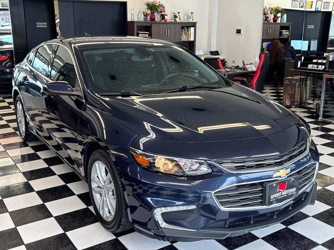 2018 Chevrolet Malibu LT+New Brakes+ApplePlay+Camera+CLEAN CARFAX Photo