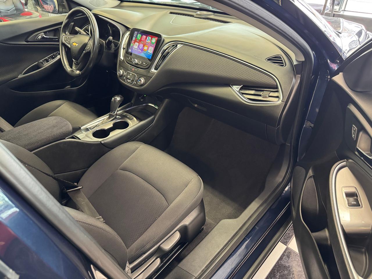 2018 Chevrolet Malibu LT+New Brakes+ApplePlay+Camera+CLEAN CARFAX Photo