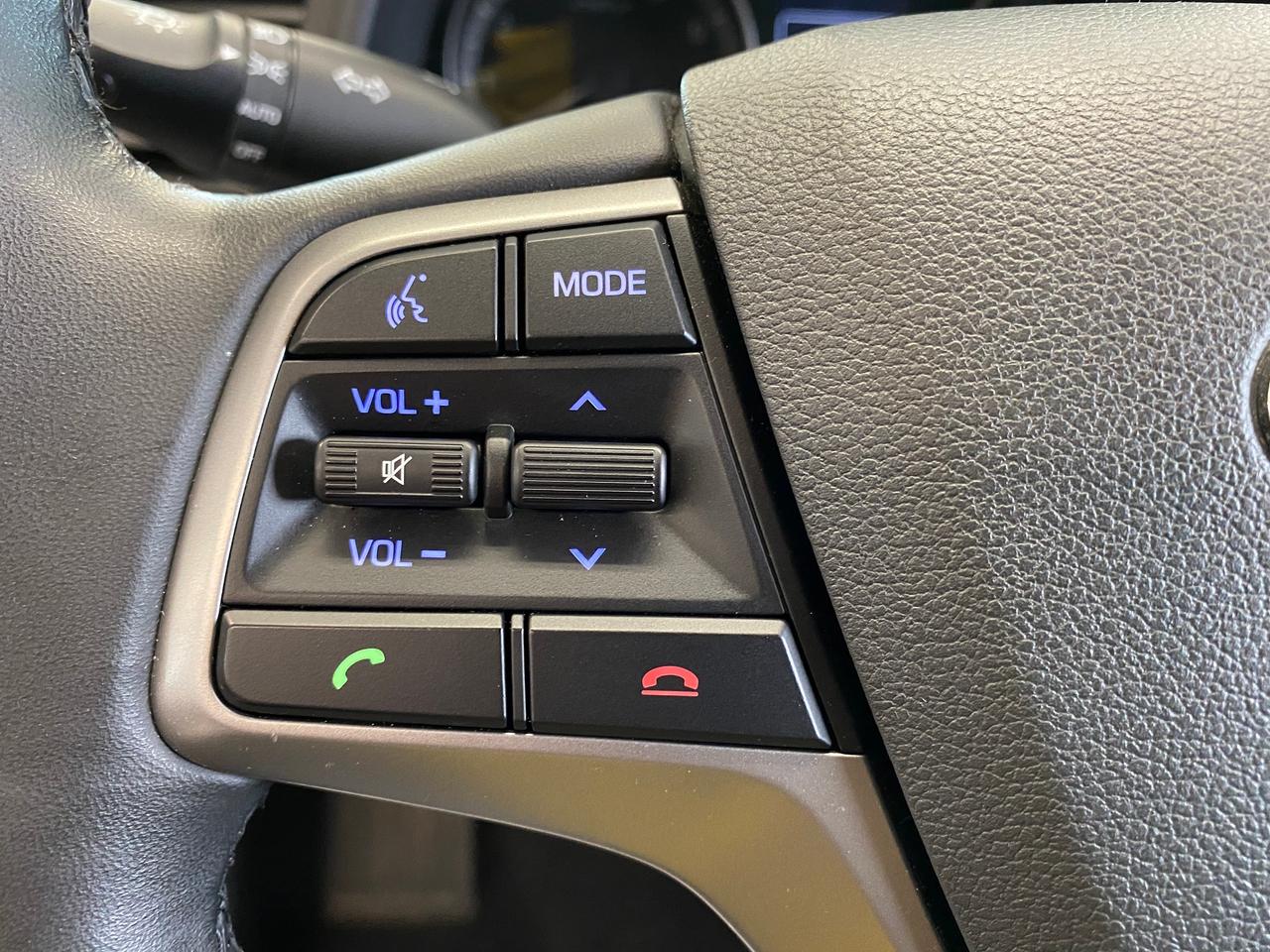 2017 Hyundai Elantra GL+Camera+ApplePlay+Heated Steering+CLEAN CARFAX Photo