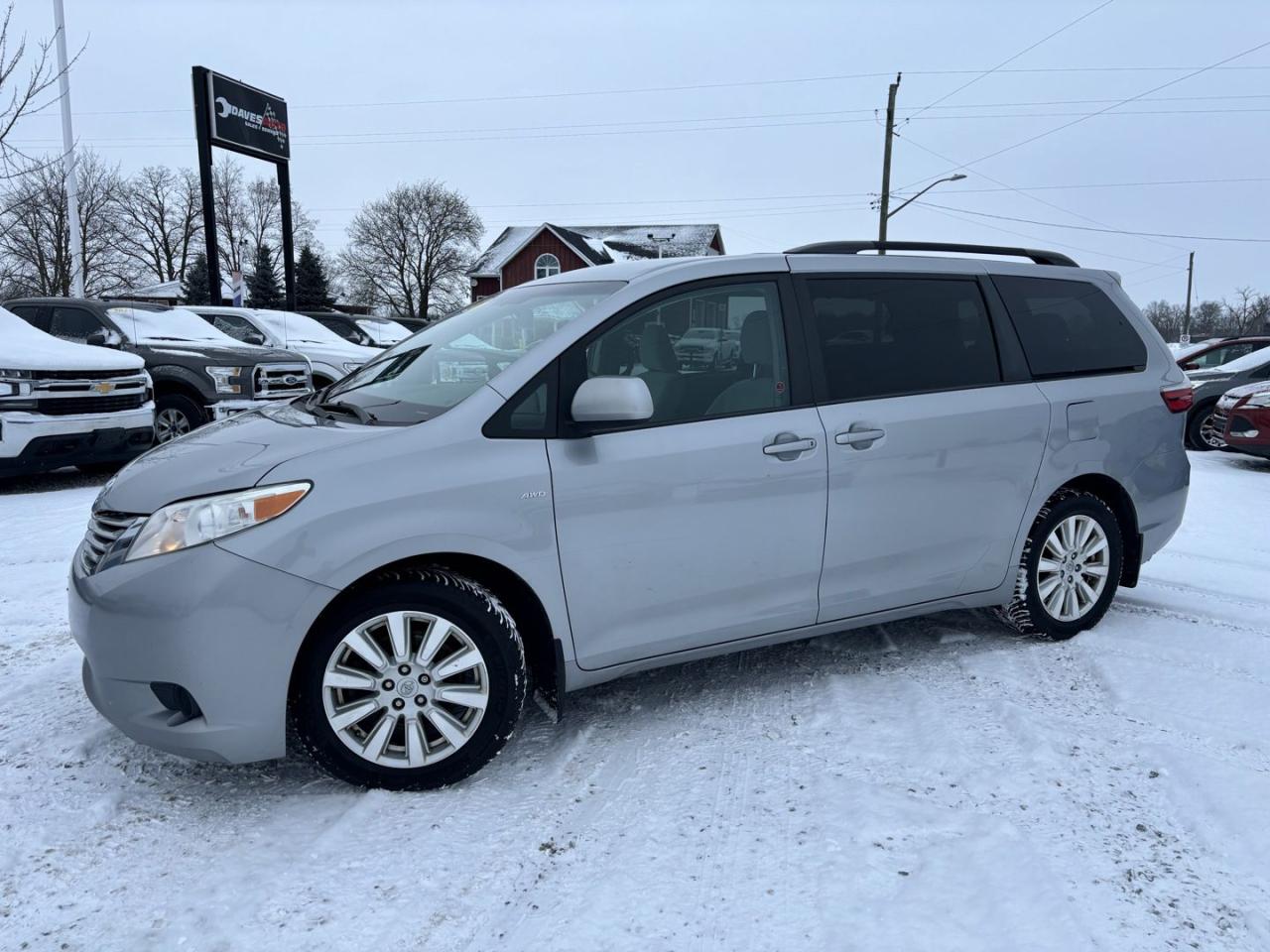 Used 2017 Toyota Sienna LE for sale in Dunnville, ON