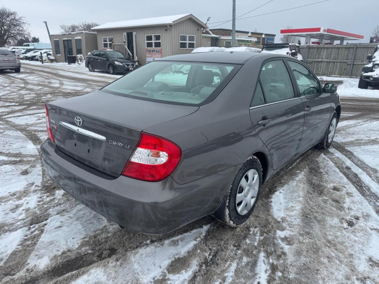 2004 Toyota Camry LE, LOW KMS, ONLY 61,000KMS, AUTO, 4 CYL, CERT - Photo #5