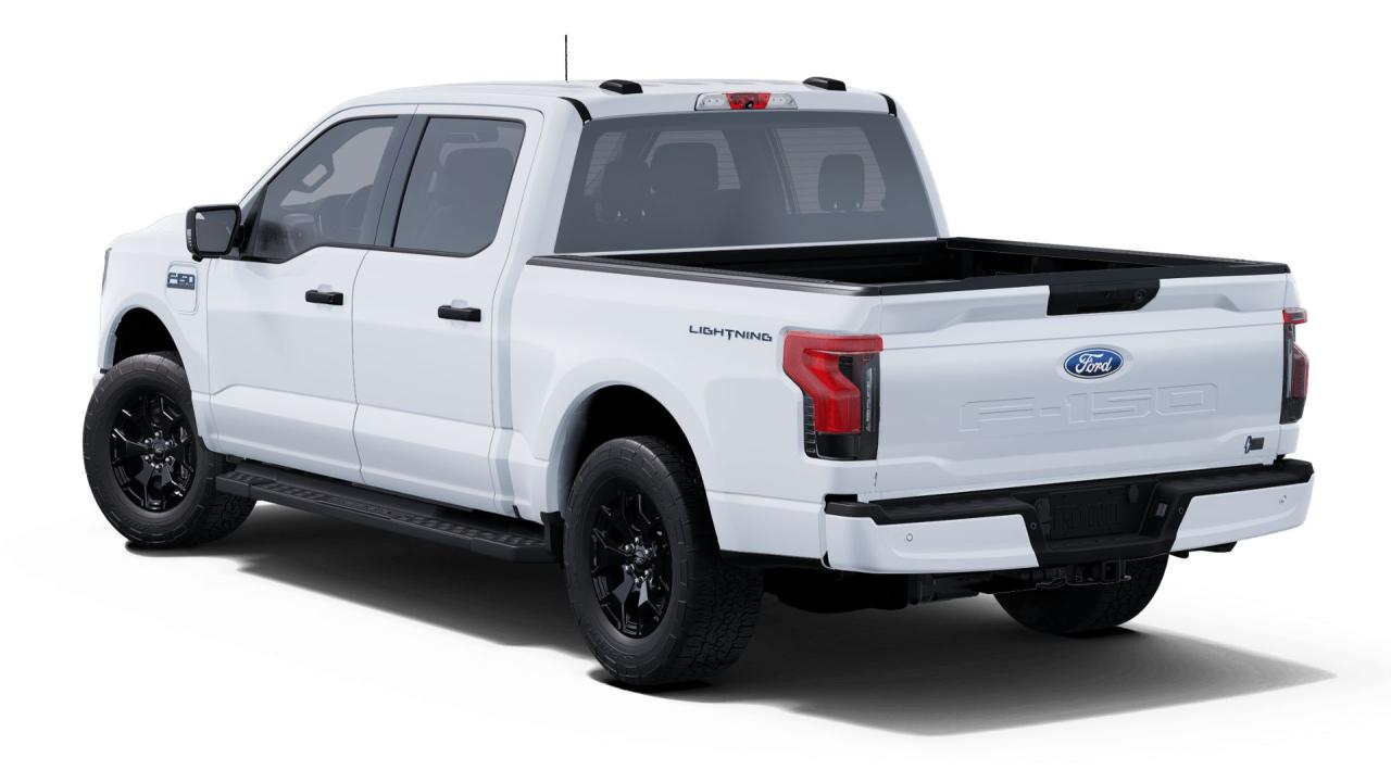 2025 Ford F-150 Lightning XLT Photo5