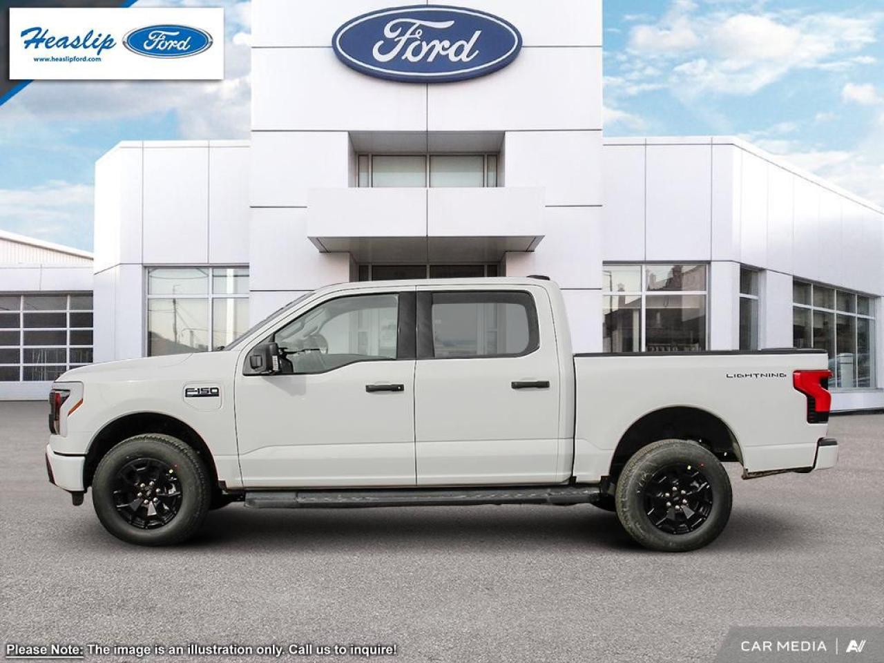 2025 Ford F-150 Lightning XLT Photo
