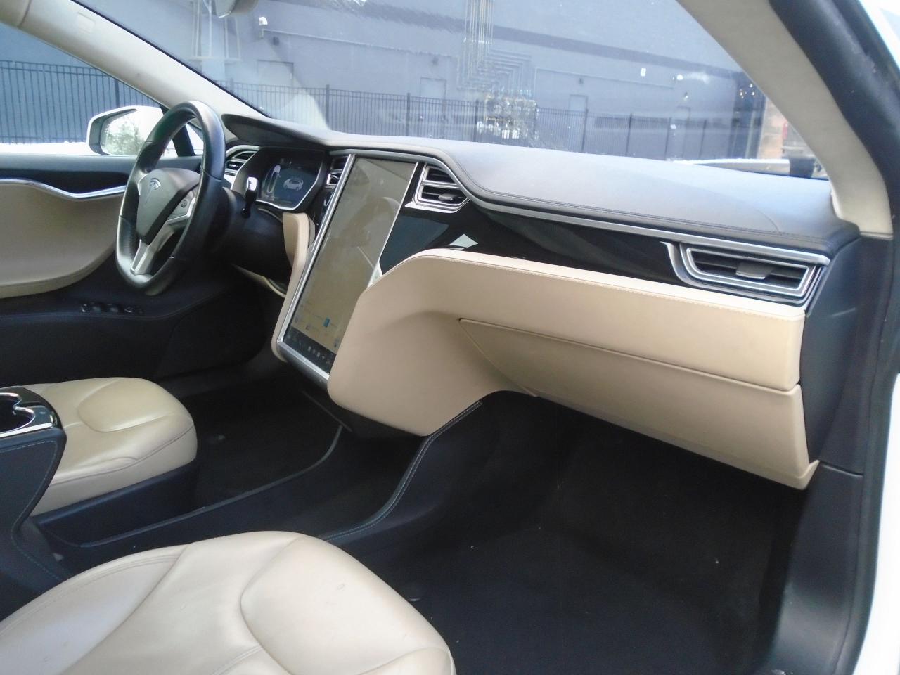2014 Tesla Model S Sdn Performance 85 454KM FULL CHARGE - Photo #23