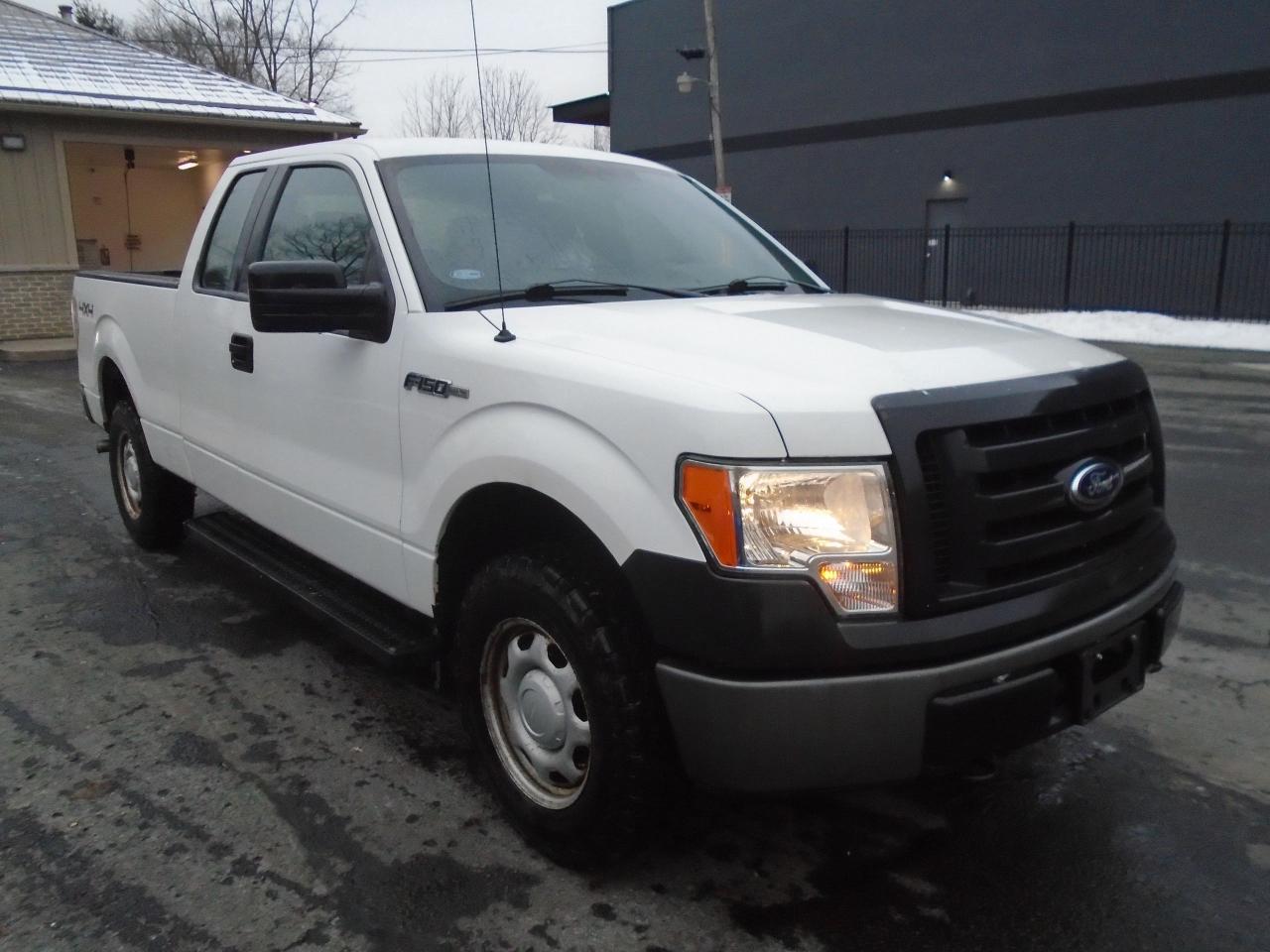 Used 2012 Ford F-150 4WD SuperCab 145  XL for sale in Fenwick, ON