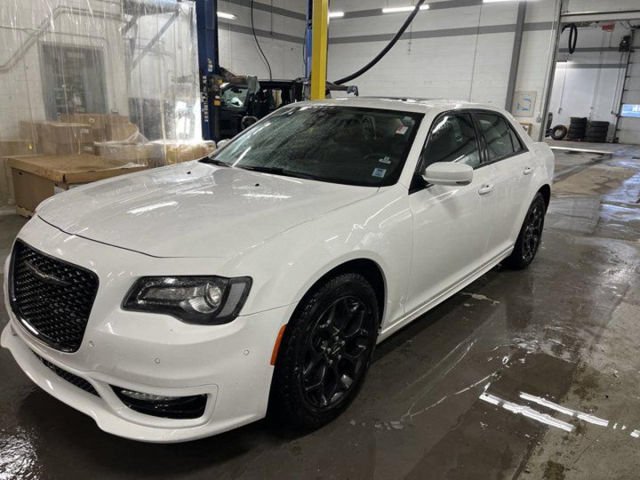 Used 2023 Chrysler 300 300 Touring L - AWD, NAV, HTD + COOLED LEATHER, PANO ROOF, SAFETYTEC, ALPINE, NAV, REM START for sale in Halifax, NS