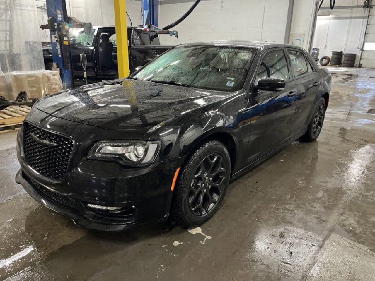 Used 2023 Chrysler 300 300 Touring L - AWD, NAV, HTD + COOLED LEATHER, PANO ROOF, SAFETYTEC, ALPINE, NAV, REM START for sale in Halifax, NS