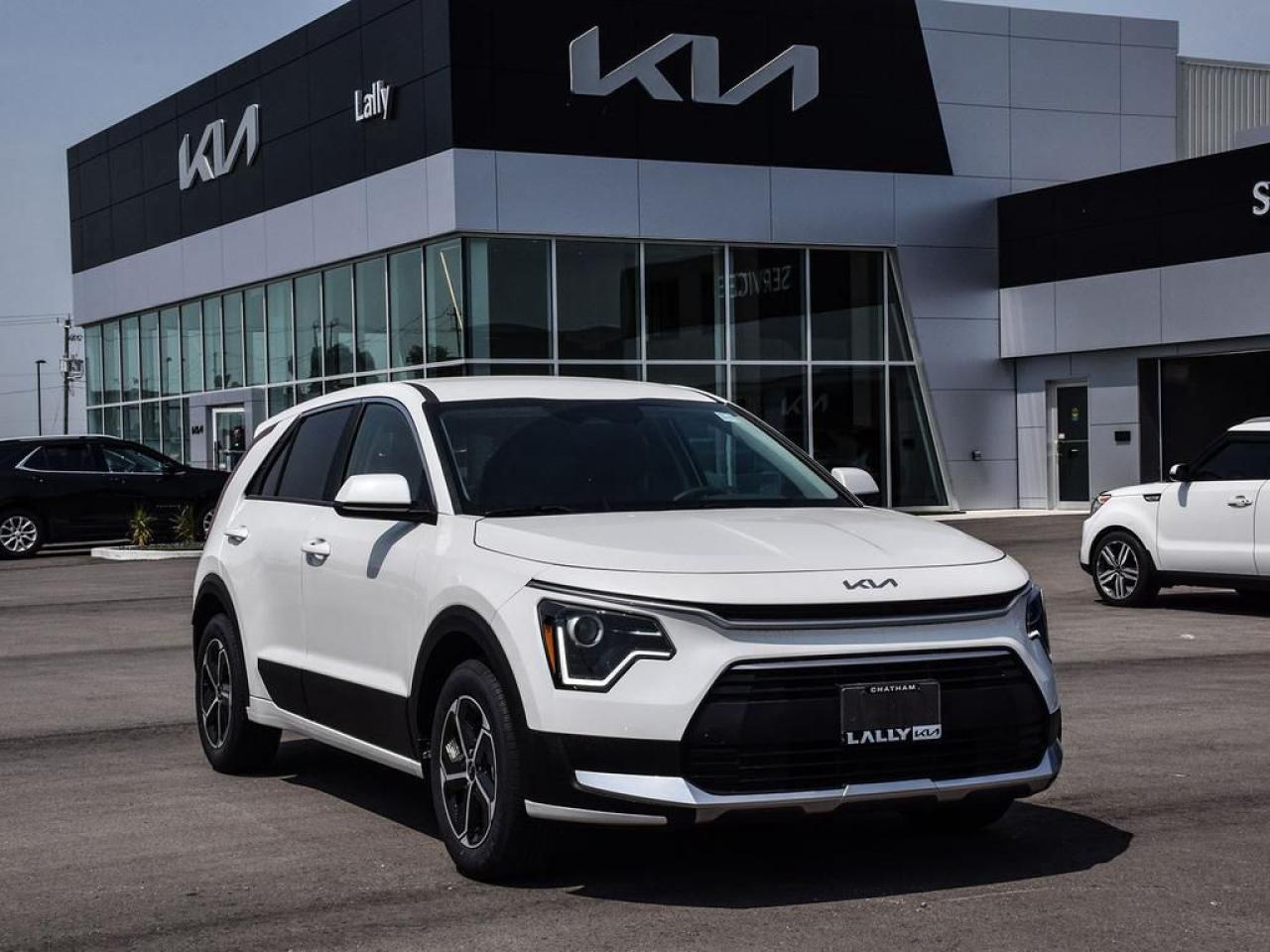 New 2025 Kia NIRO LX 8-INCH TOUCHSCREEN DISPLAY | APPLE CARPLAY & ANDROID AUTO | 16-INCH ALLOY WHEELS | REARVIEW CAMERA WITH DYNAMIC GUIDELINES | FORWARD COLLISION-AVOIDANCE ASSIST  | BLIND-SPOT COLLISION WARNING for sale in Chatham, ON