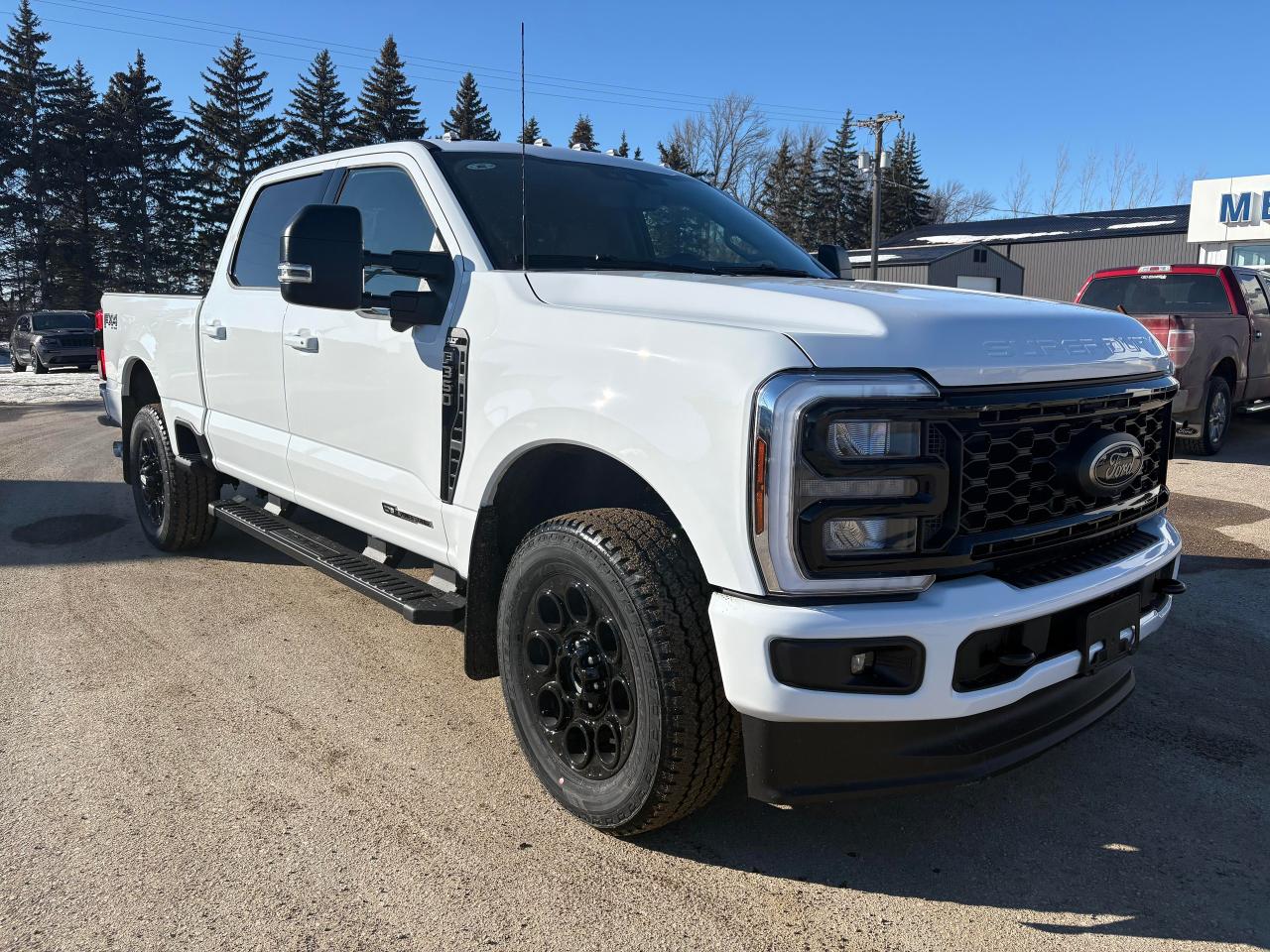 2025 Ford F-350 Super Duty SRW XLT 4WD CREW CAB 6.75' BOX Photo4