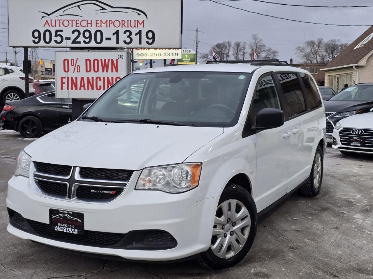 Used 2020 Dodge Grand Caravan SXT / STOW N GO / Rev Camera / Dual Climate for sale in Mississauga, ON