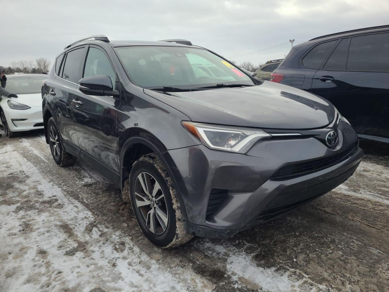 Used 2018 Toyota RAV4 LE AWD / Heated Seats / Reverse Camera / Alloys for sale in Mississauga, ON