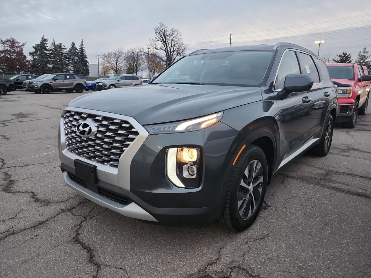 Used 2020 Hyundai PALISADE Essential 8 PASS AWD / Heated Steering   Seats / Lane Depart for sale in Mississauga, ON