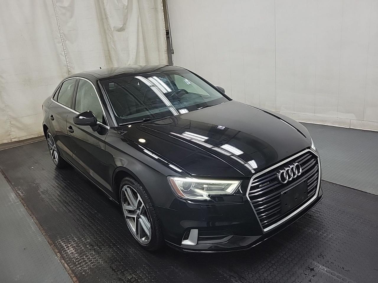 Used 2020 Audi A3 Komfort 45 TFSI Quattro / Heated Seats / Sunroof / Leather for sale in Mississauga, ON