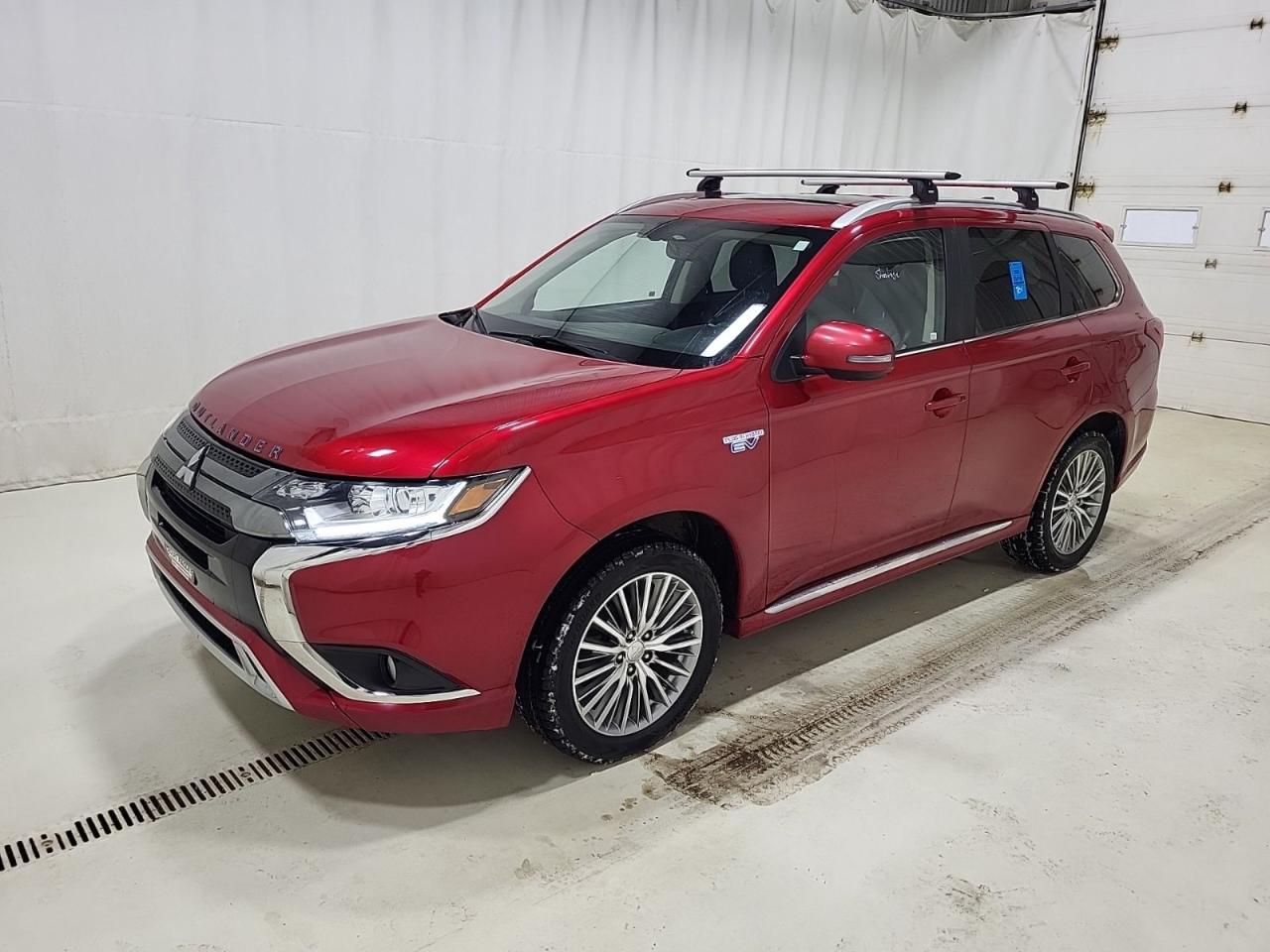 Used 2020 Mitsubishi Outlander Phev S AWC / HYBRID / Sunroof / Leather / Blind Spot for sale in Mississauga, ON