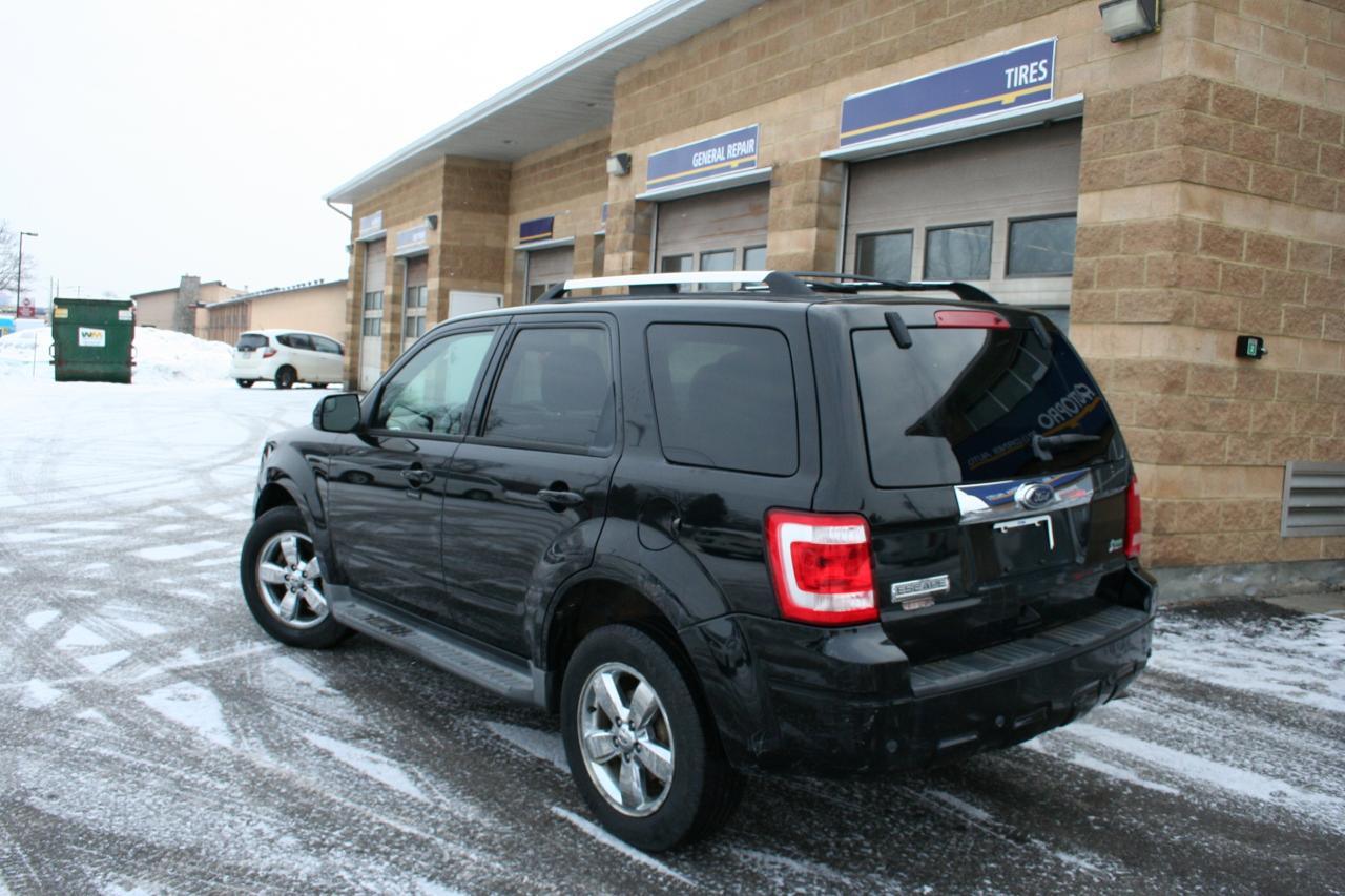 2010 Ford Escape  - Photo #8