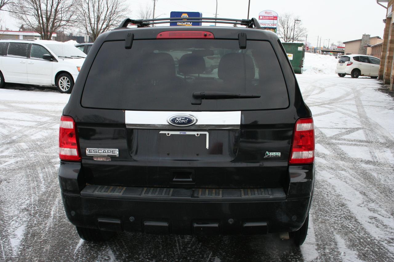 2010 Ford Escape  - Photo #6