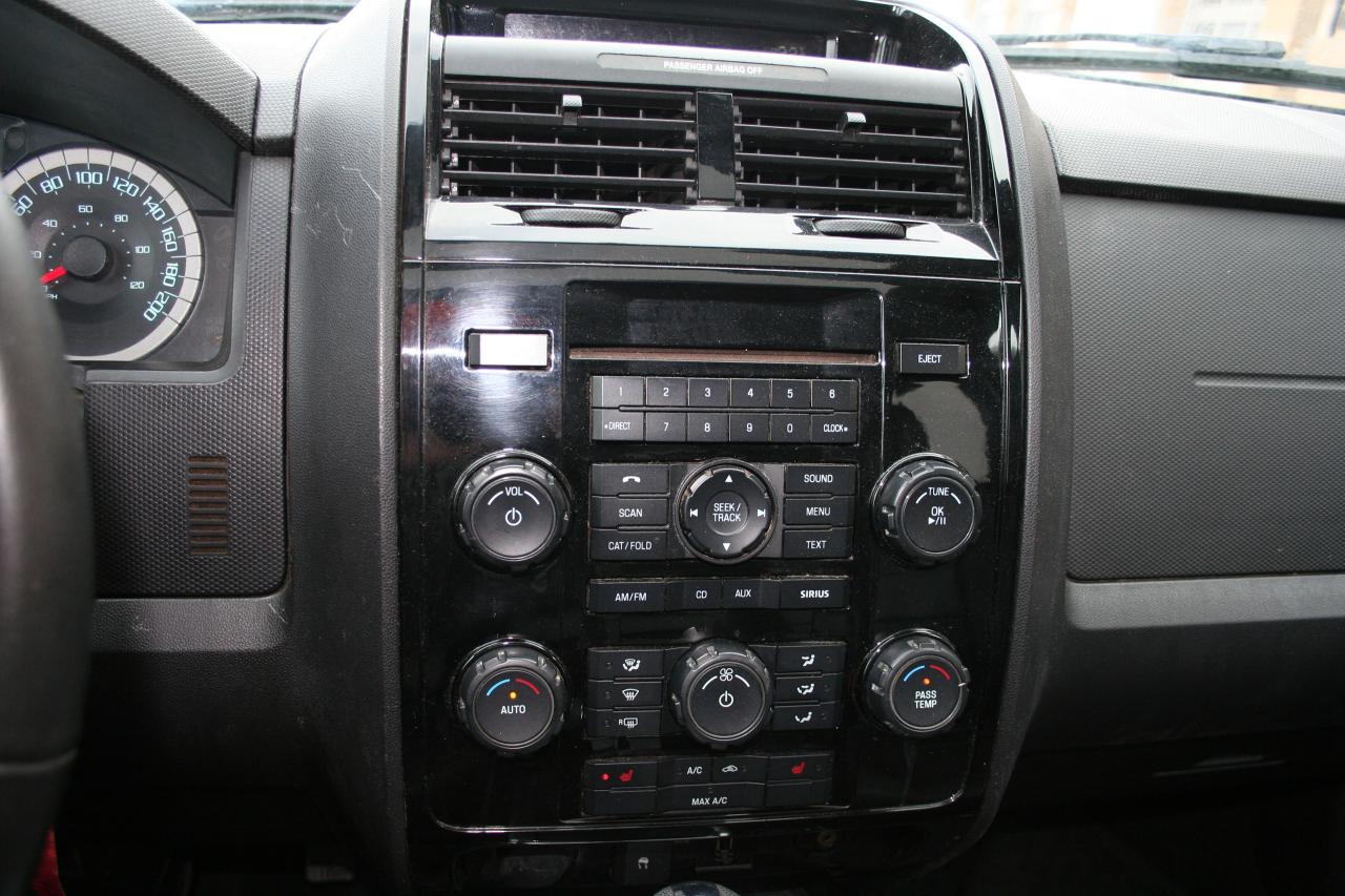 2010 Ford Escape  - Photo #14