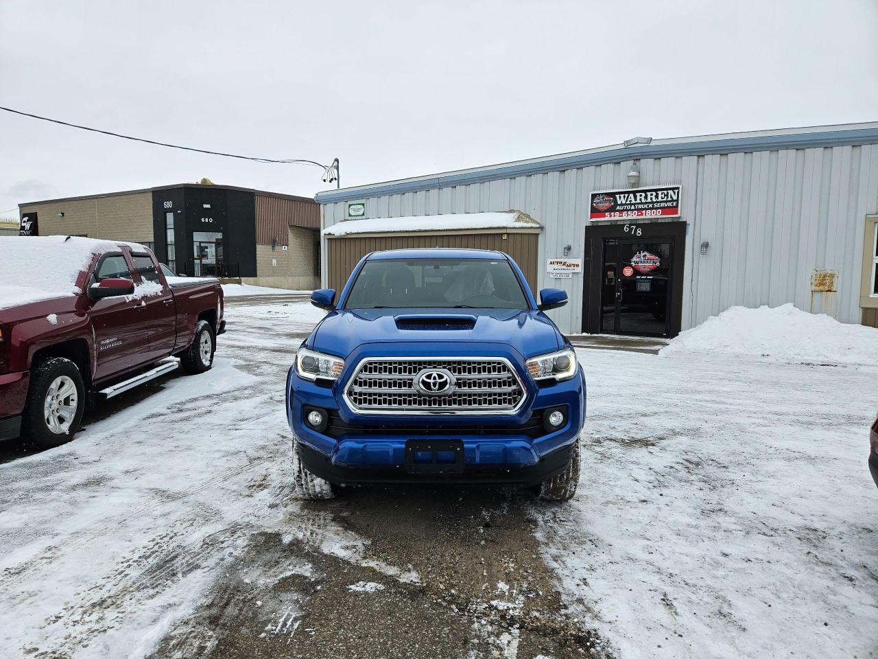 Used 2016 Toyota Tacoma 4WD DOUBLE CAB V6 MAN TRD SPORT for sale in Cambridge, ON