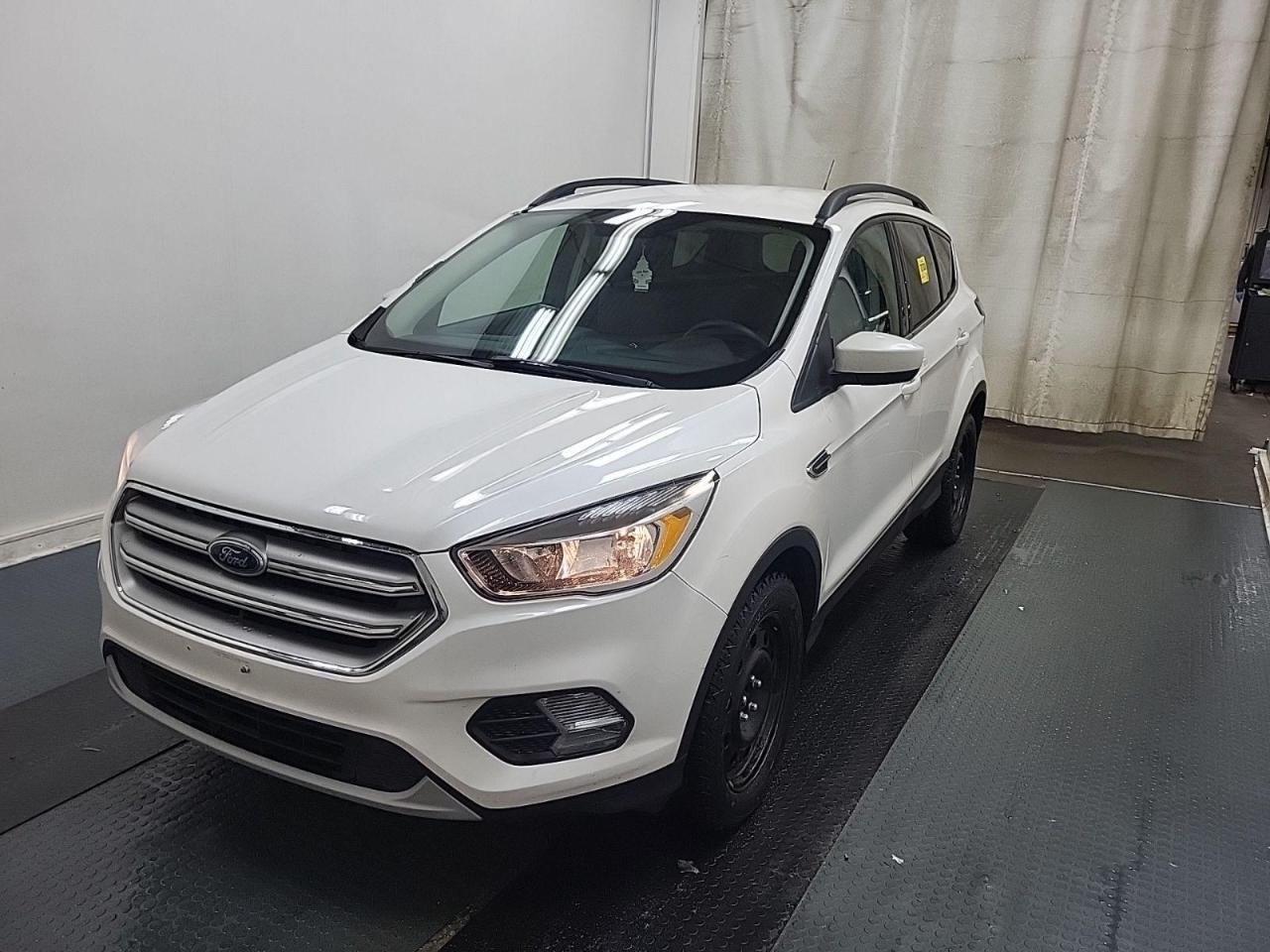 Used 2018 Ford Escape SE 4WD for sale in Tilbury, ON