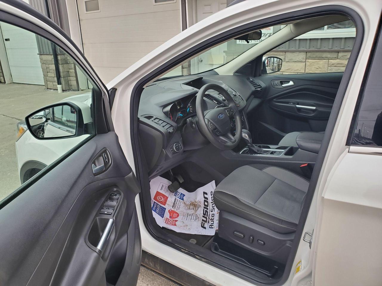 2018 Ford Escape SE 4WD-HEATED SEATS-REAR CAMERA-BLUETOOTH - Photo #10