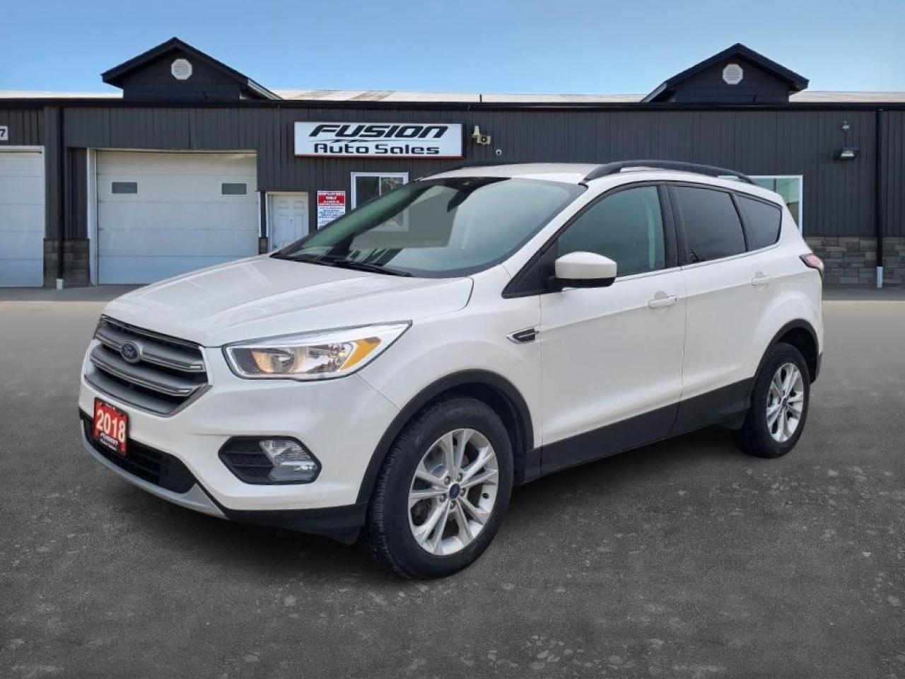 2018 Ford Escape SE 4WD-HEATED SEATS-REAR CAMERA-BLUETOOTH - Photo #1