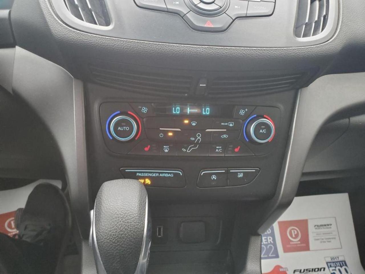2018 Ford Escape SE 4WD-"NO TAX SALE-MAX $2000-LTD TIME ONLY" - Photo #17