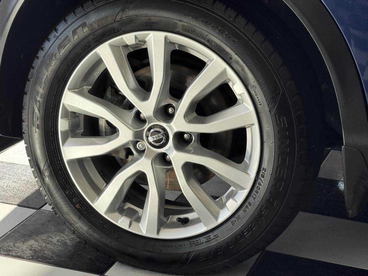 2022 Nissan Qashqai SV AWD+Roof+Adaptive Cruise+RMT Start+CLEAN CARFAX - Photo #55