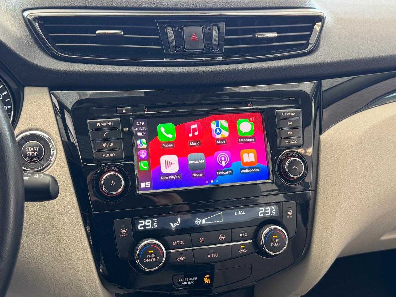 2022 Nissan Qashqai SV AWD+Roof+Adaptive Cruise+RMT Start+CLEAN CARFAX - Photo #15