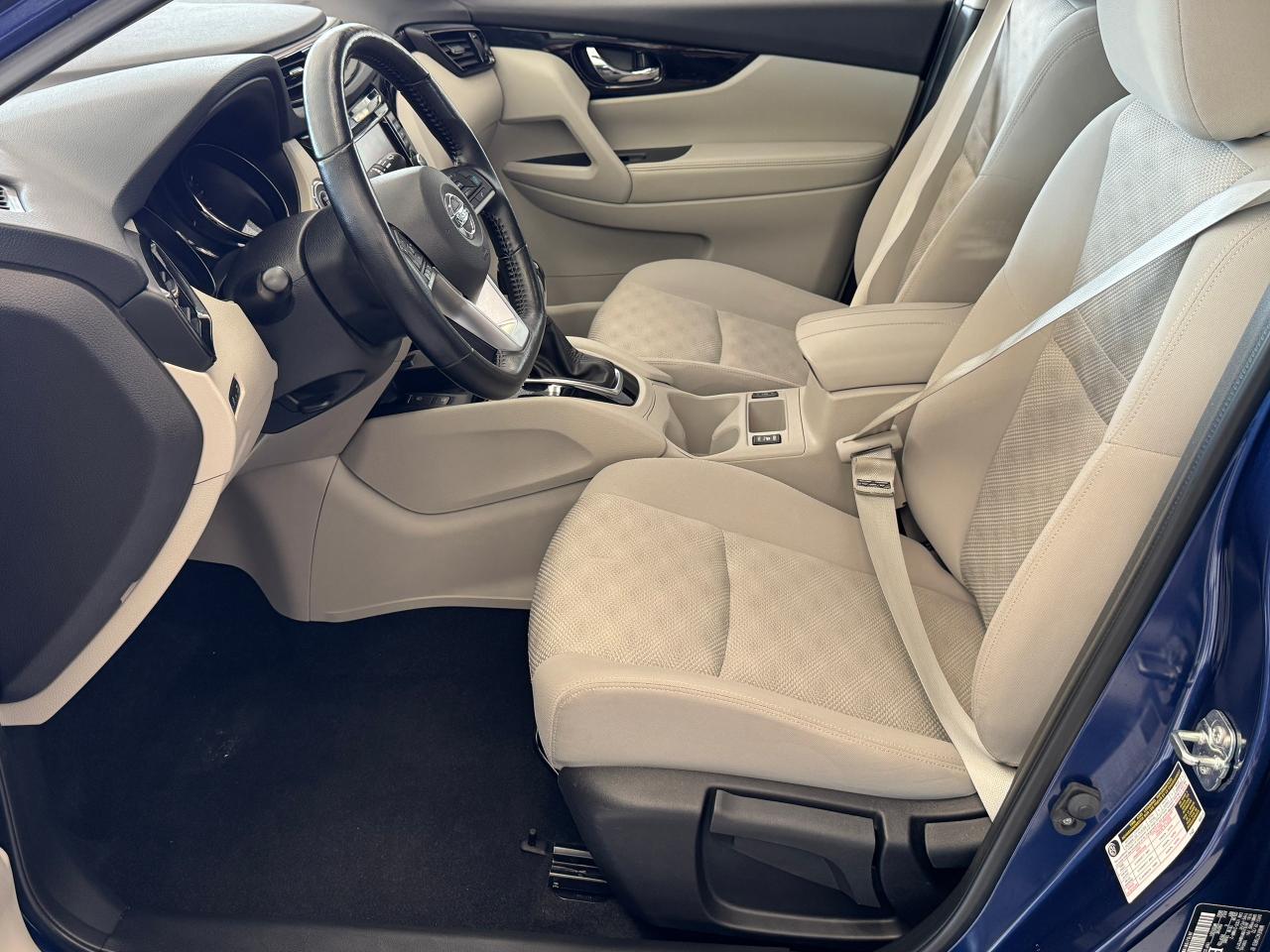2022 Nissan Qashqai SV AWD+Roof+Adaptive Cruise+RMT Start+CLEAN CARFAX - Photo #22