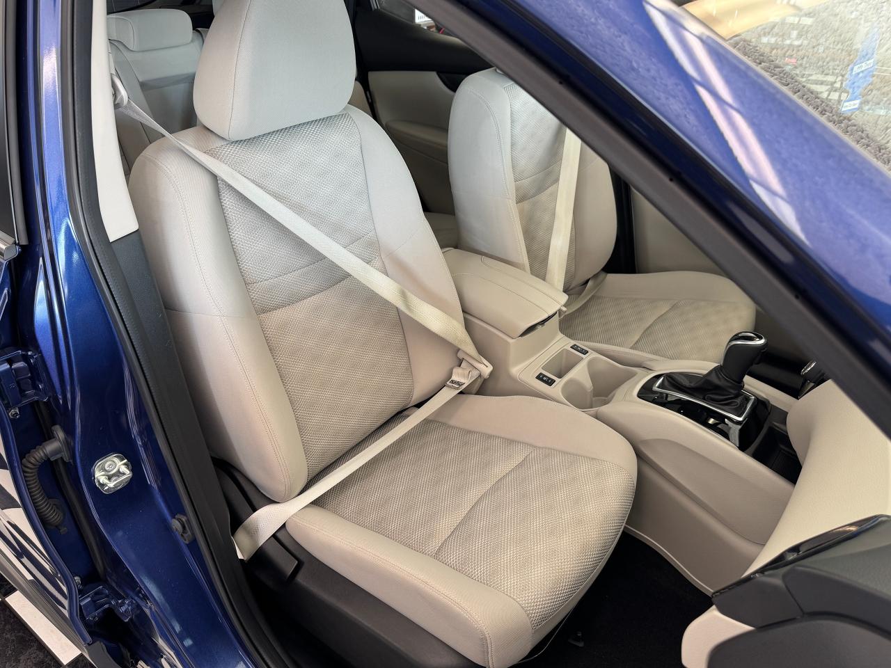 2022 Nissan Qashqai SV AWD+Roof+Adaptive Cruise+RMT Start+CLEAN CARFAX - Photo #26
