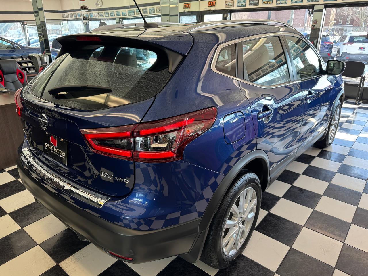 2022 Nissan Qashqai SV AWD+Roof+Adaptive Cruise+RMT Start+CLEAN CARFAX - Photo #10