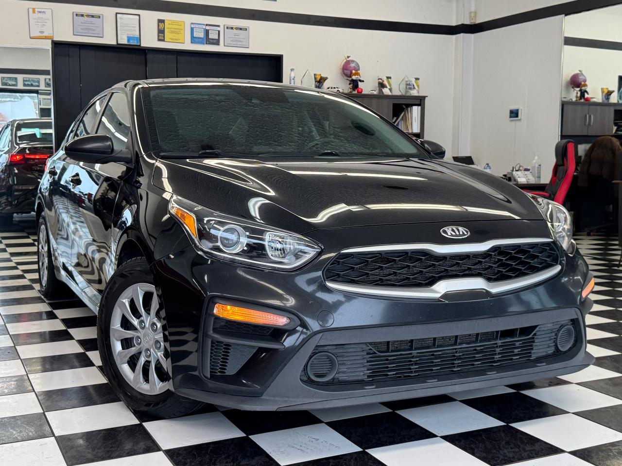 2019 Kia Forte LX+ApplePlay+Camera+Heated Steering+CLEAN CARFAX Photo79