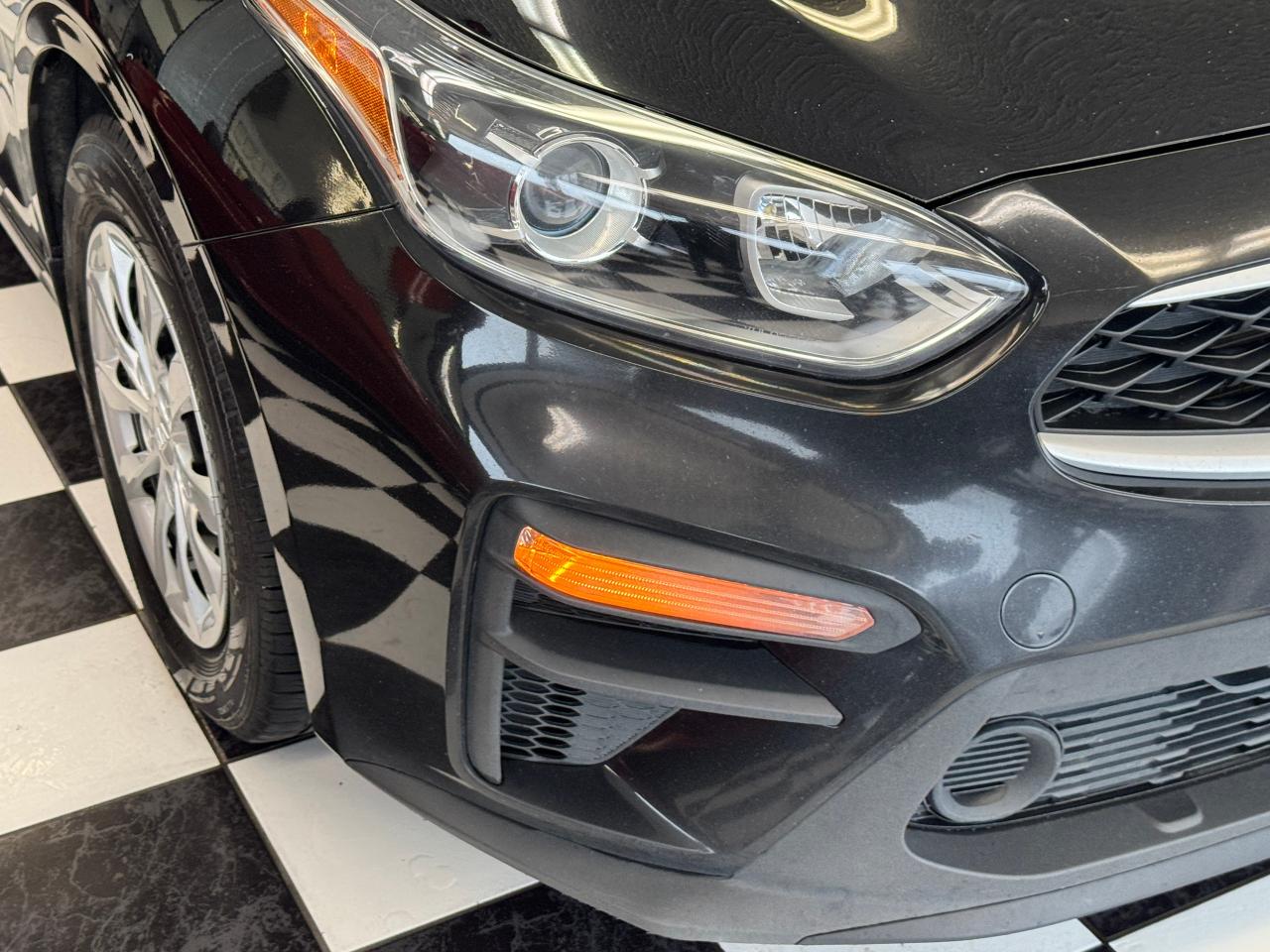 2019 Kia Forte LX+ApplePlay+Camera+Heated Steering+CLEAN CARFAX Photo100