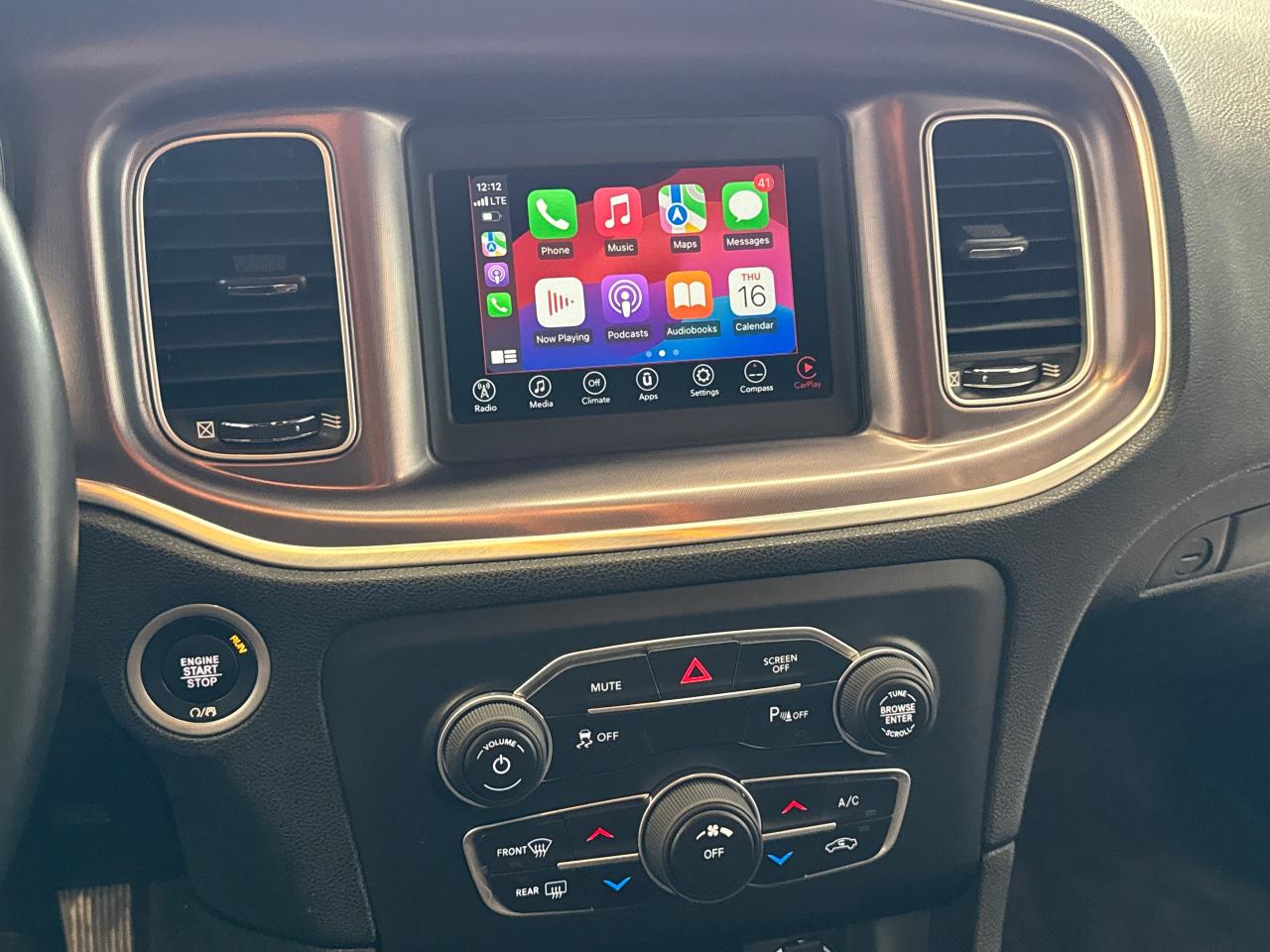 2019 Dodge Charger SXT+ApplePlay+Camera+CLEAN CARFAX Photo76