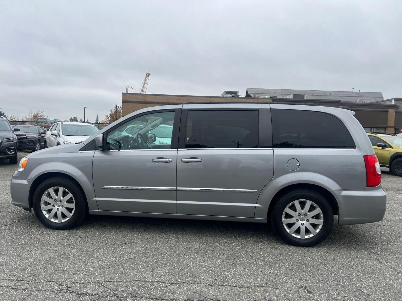 2015 Chrysler Town & Country 4DR WGN TOURING - Photo #5
