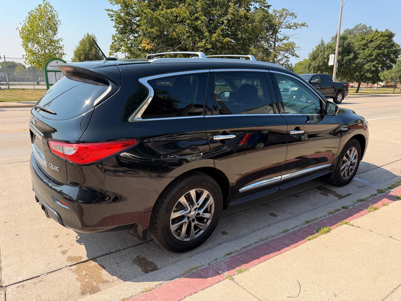 2014 Infiniti QX60 AWD 4dr Hybrid Premium - Photo #10