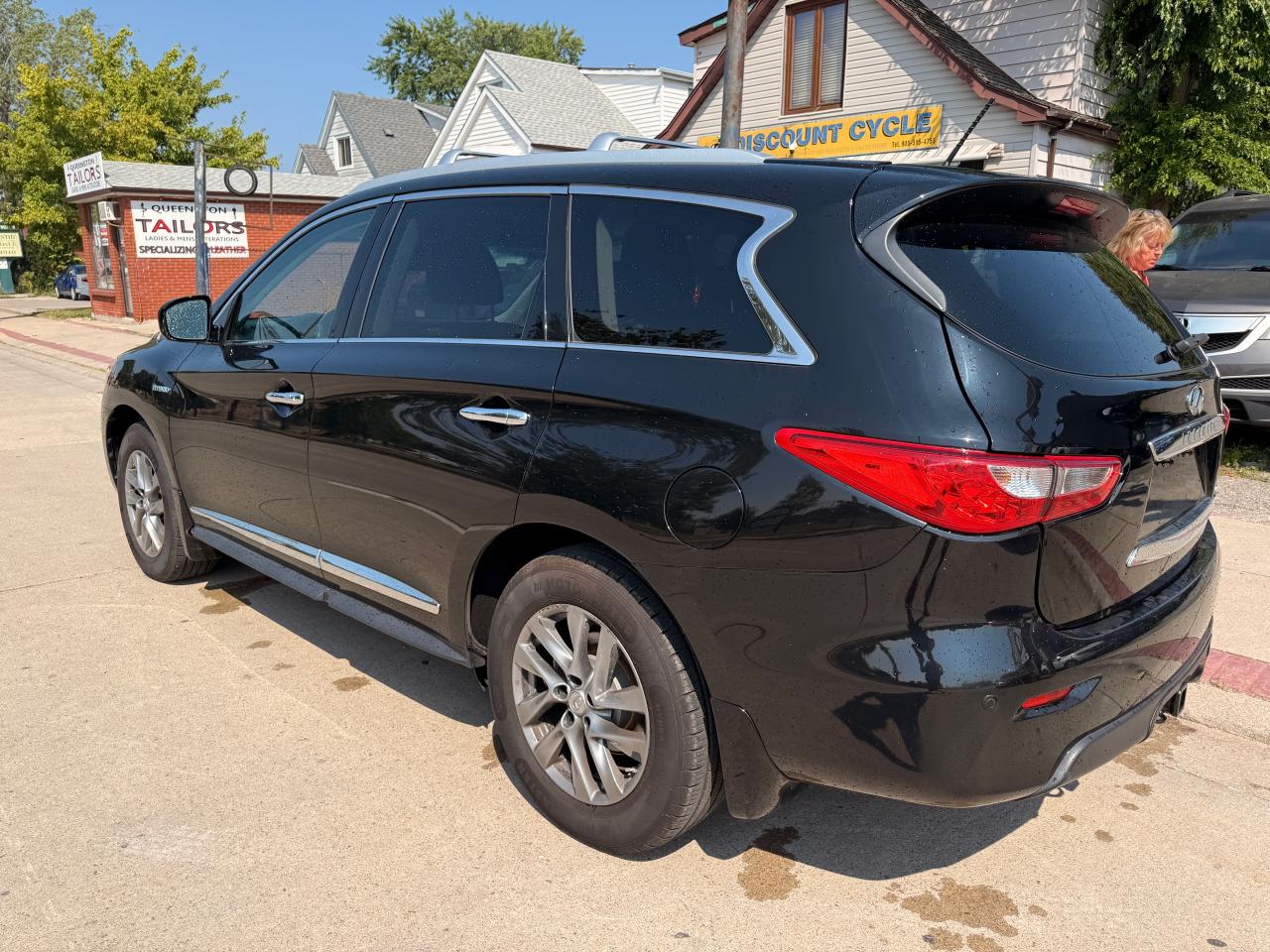 2014 Infiniti QX60 AWD 4dr Hybrid Premium - Photo #13