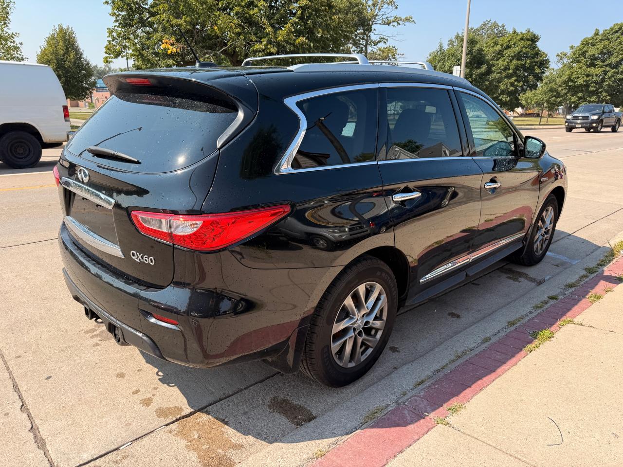 2014 Infiniti QX60 AWD 4dr Hybrid Premium - Photo #9