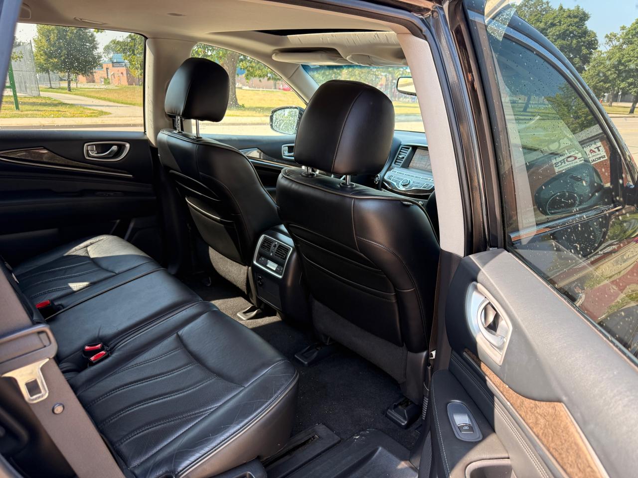 2014 Infiniti QX60 AWD 4dr Hybrid Premium - Photo #23