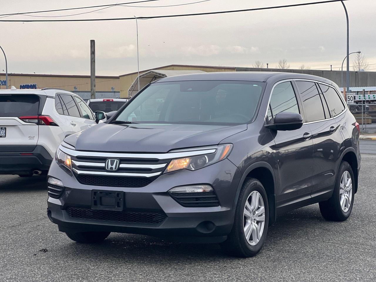 2017 Honda Pilot 4WD 4DR LX - Photo #4