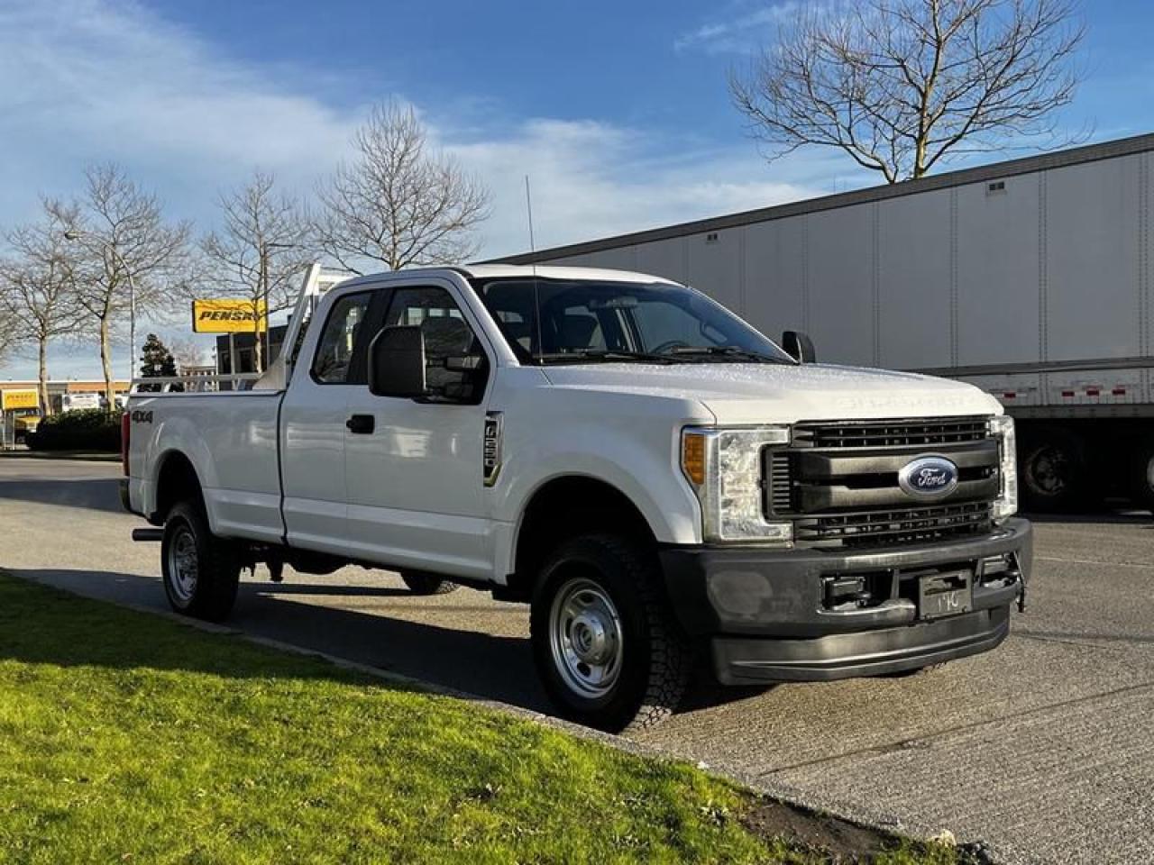 Used 2017 Ford F-250 XLT SuperCab Long Bed 4WD for sale in Burnaby, BC