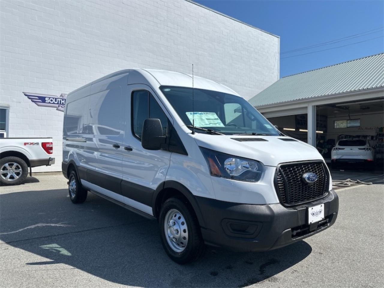 2025 Ford Transit Cargo Van BASE Photo5