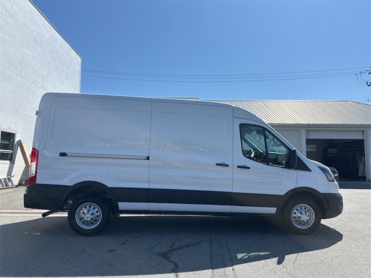 2025 Ford Transit Cargo Van BASE Photo5