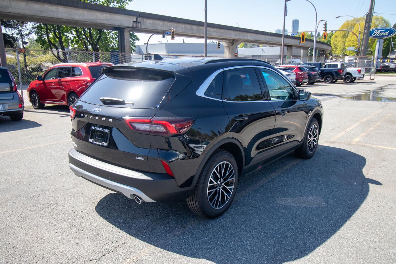 2025 Ford Escape PHEV FWD Photo4
