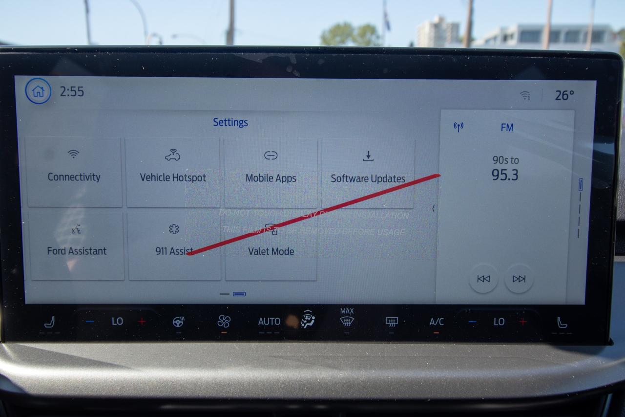 2025 Ford Escape PHEV FWD Photo5