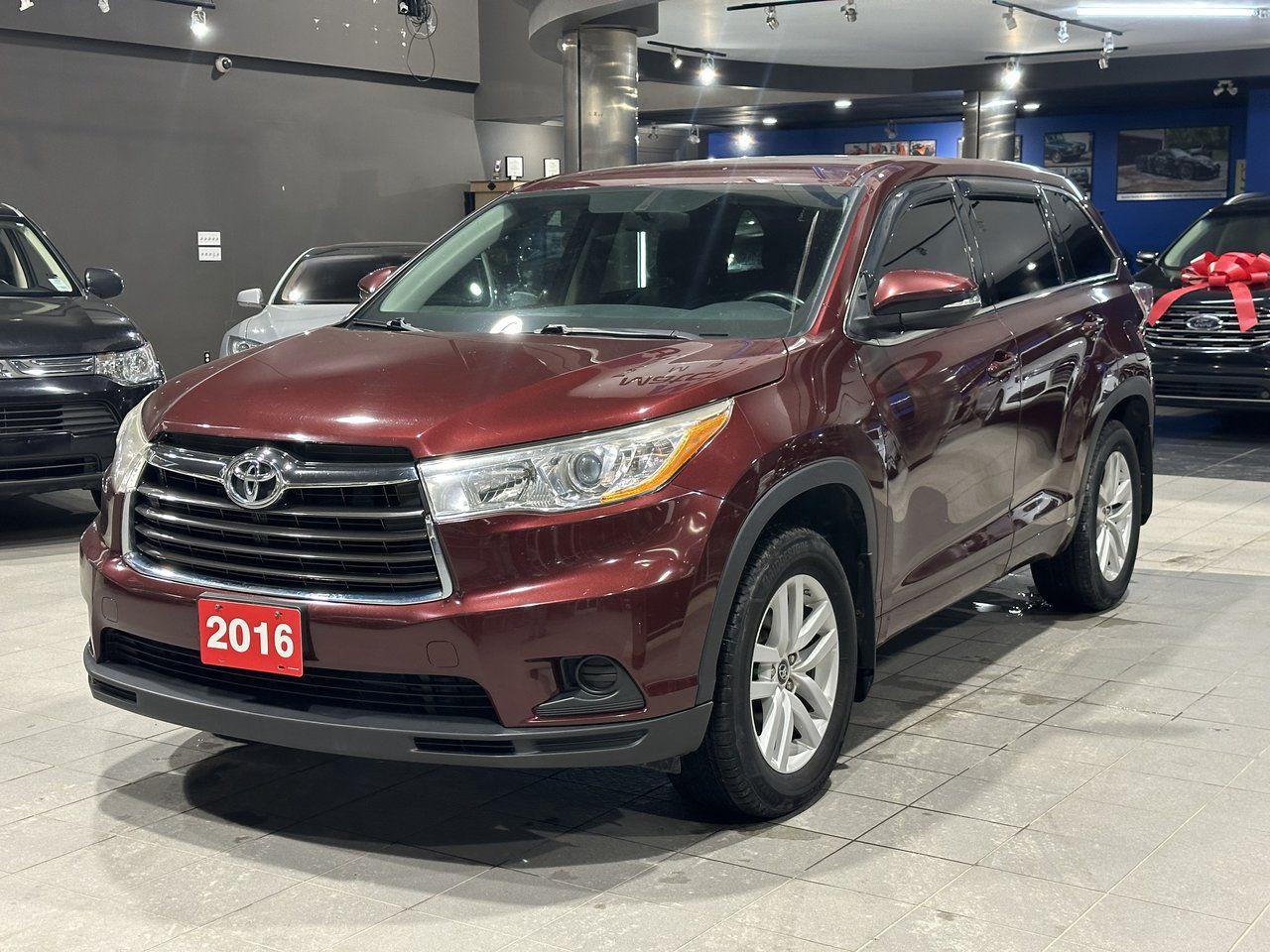 Used 2016 Toyota Highlander LE for sale in Winnipeg, MB