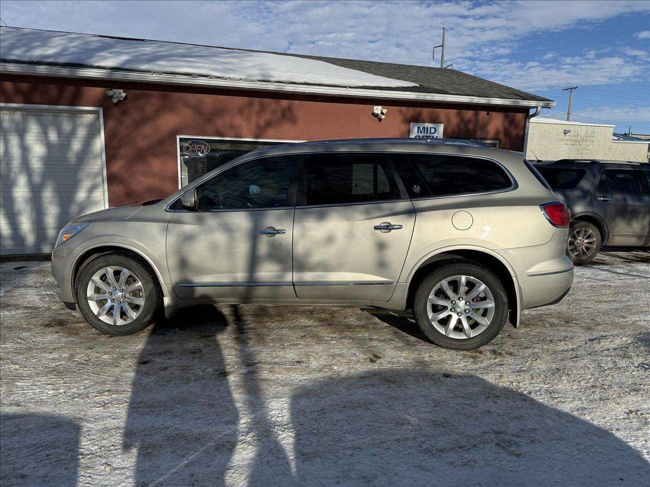 Used 2016 Buick Enclave Premium AWD for sale in Saskatoon, SK