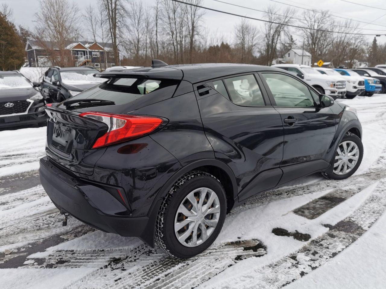 2019 Toyota C-HR XLE 2.0L - Photo #5