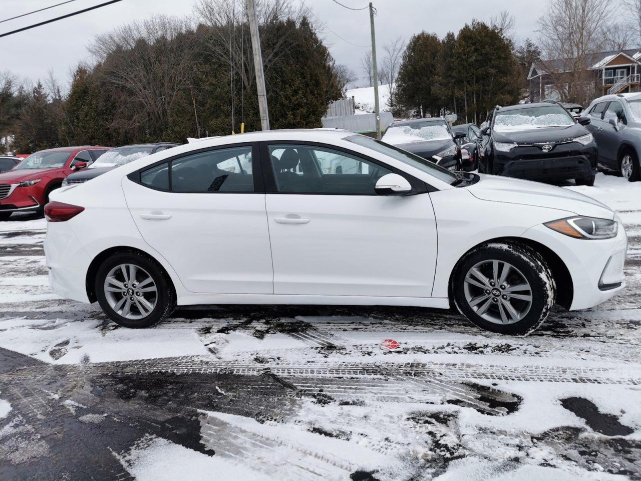 2018 Hyundai Elantra Limited - Photo #6